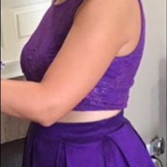 ✨✨REDUCED Women’s Dress✨✨ - Picture 3 of 3